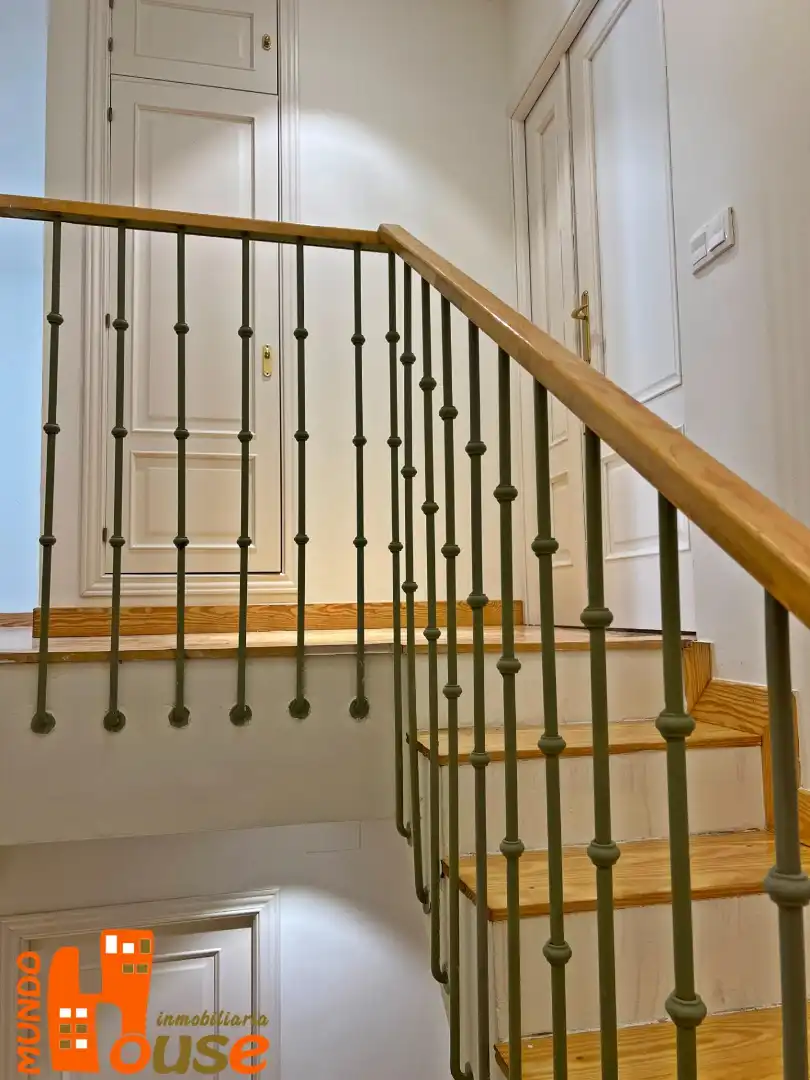 Dúplex en venta en Real Sitio de San Ildefonso con Calefacción, Trastero y Balcón