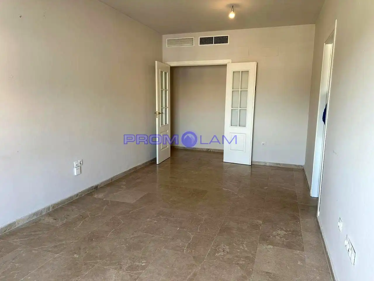 Habitación de Piso en venta en Gelves con Terraza