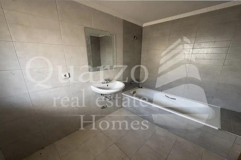 Baño de Piso en venta en Elda