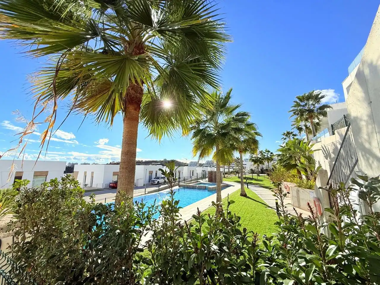 Vista exterior de Planta baja en venta en Finestrat con Aire acondicionado, Terraza y Trastero
