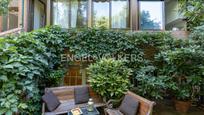 Terrassa de Dúplex en venda en La Moraleja amb Aire condicionat, Calefacció i Jardí privat