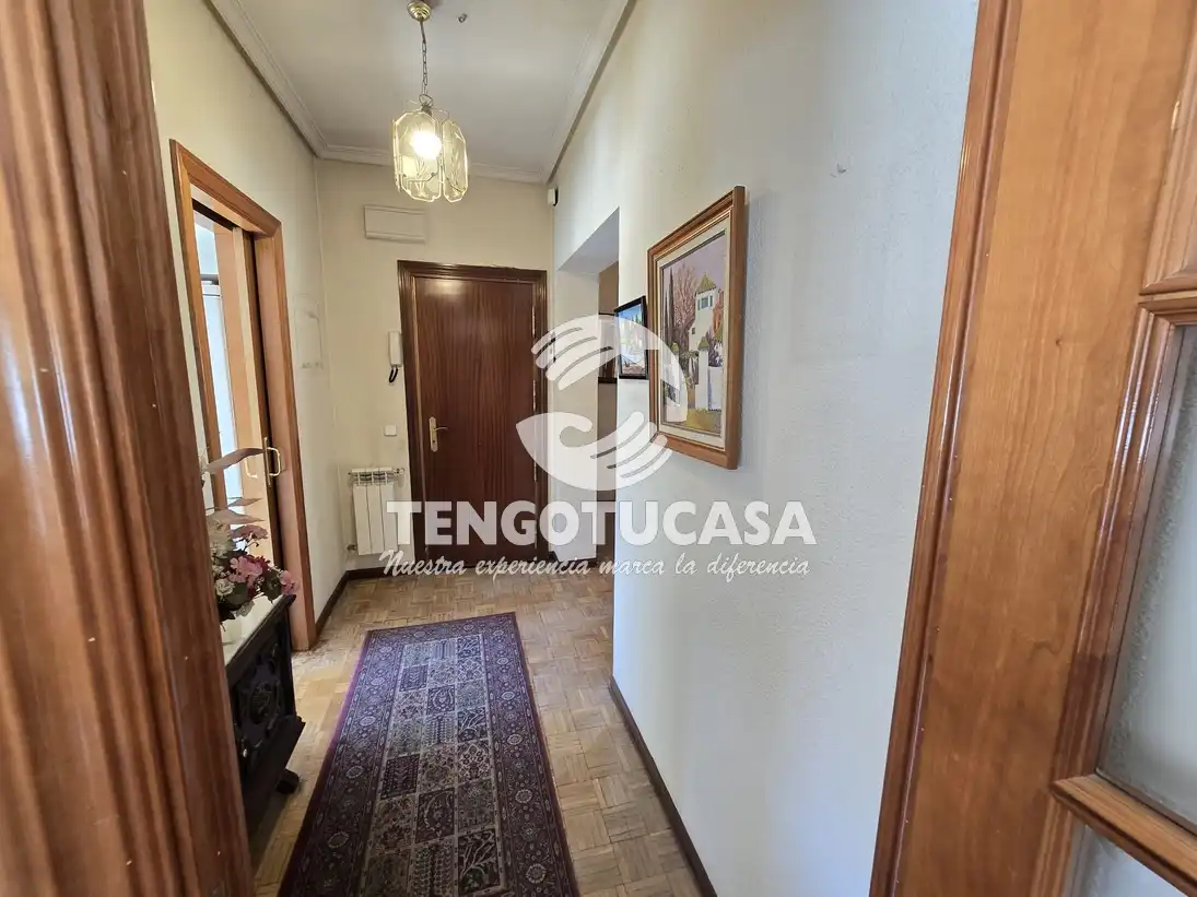 Flat for sale in Madrid  with Heating, Storage room and Furnished