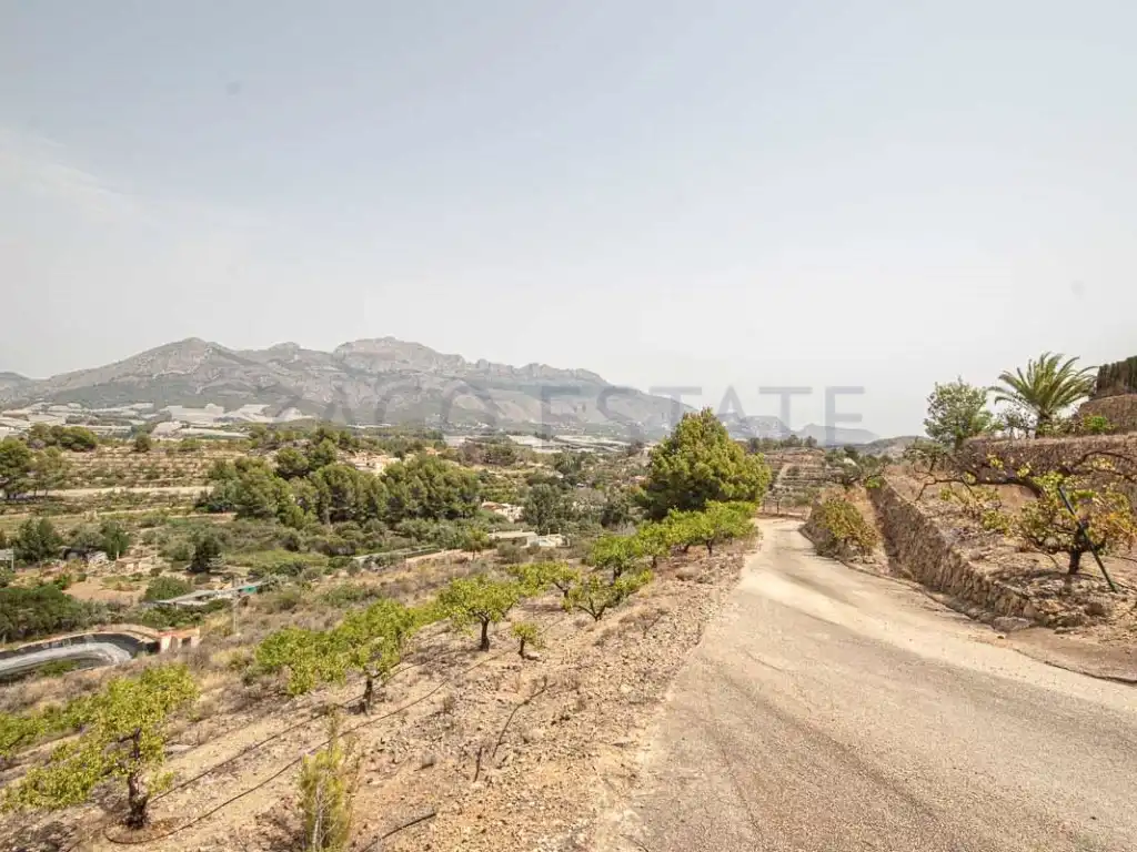 Vista exterior de Casa o xalet de lloguer en La Nucia amb Piscina