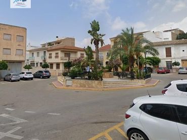 Casa en venta en Calle CLAVELES