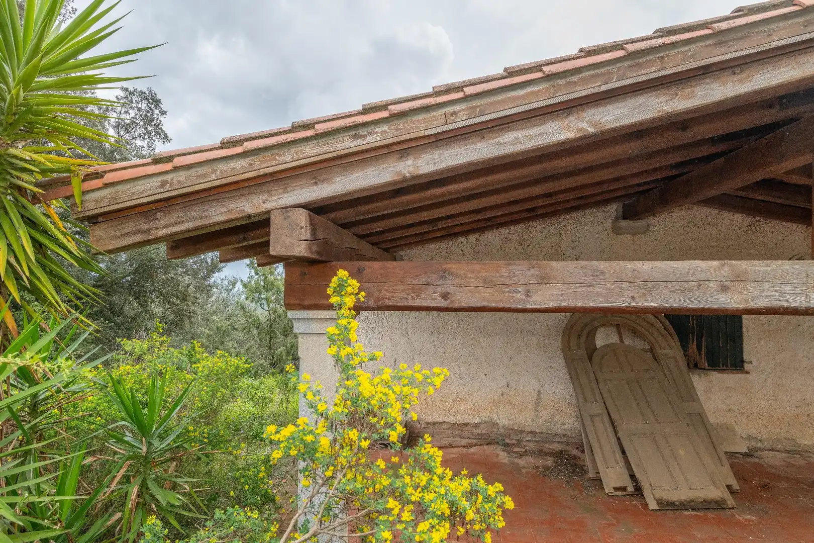 Exterior view of Houses for sale in Palol de Revardit