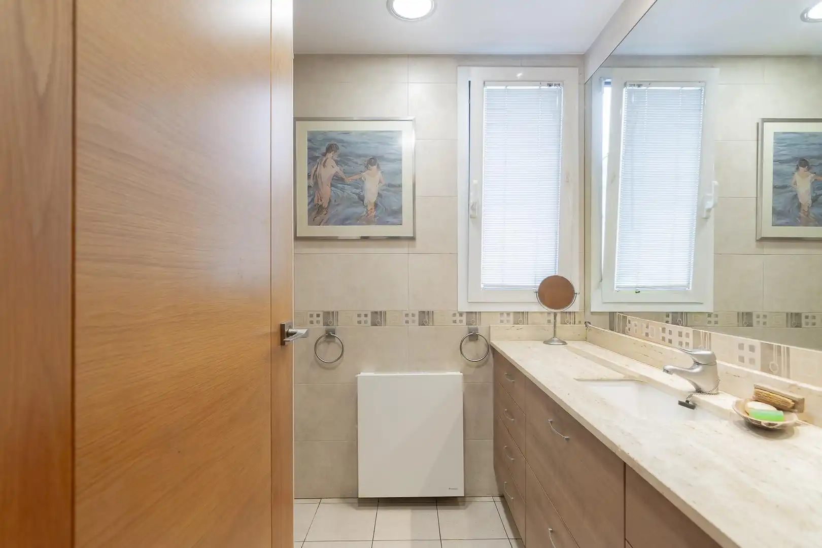 Bathroom of Attic for sale in  Pamplona / Iruña  with Air Conditioner, Heating and Parquet flooring