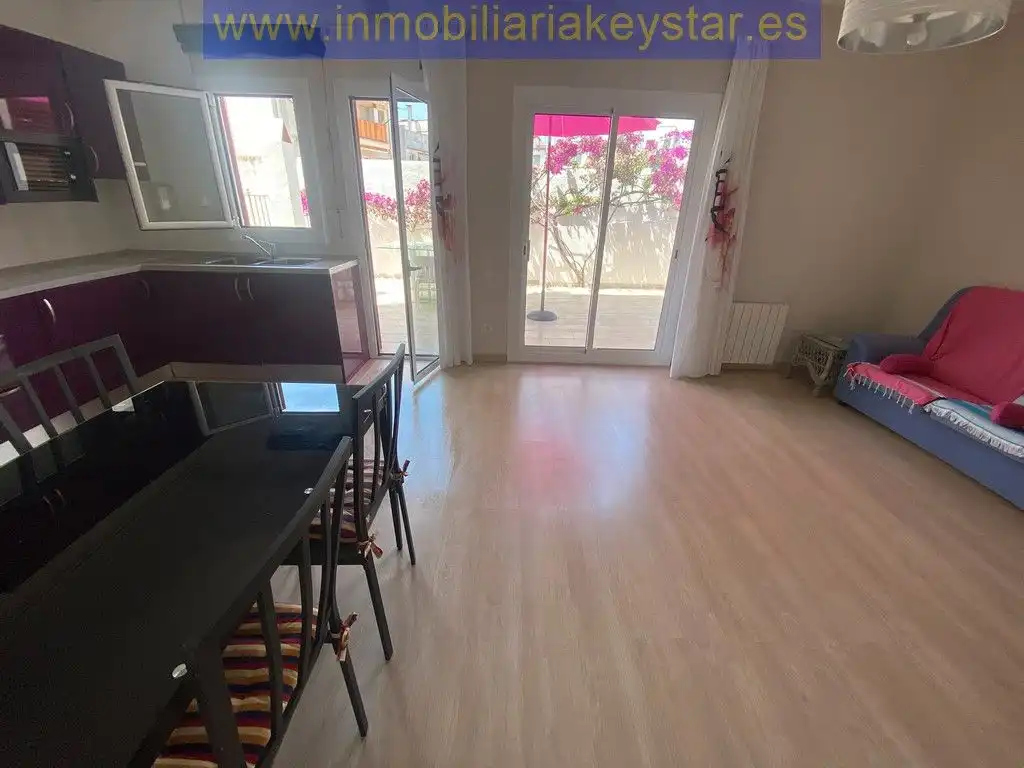 Planta baja de alquiler en Ametllers - Poble-Sec