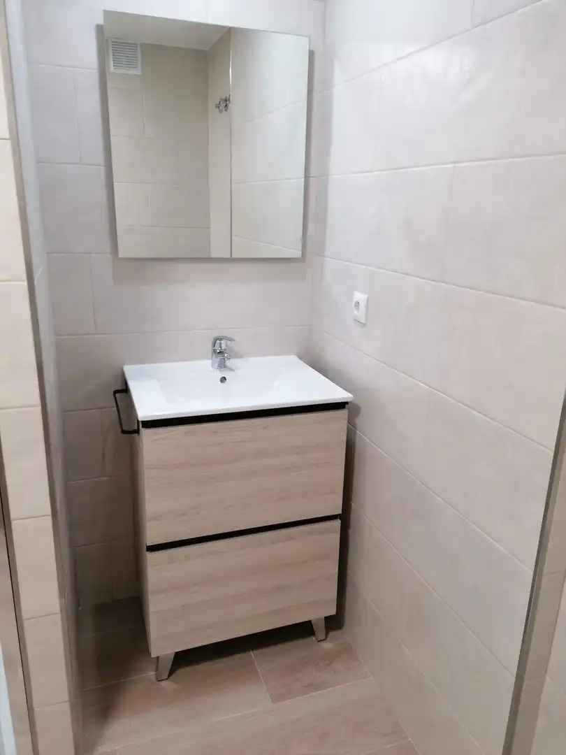 Bany de Apartament de lloguer en Málaga amb Aire condicionat, Calefacció i Terrassa