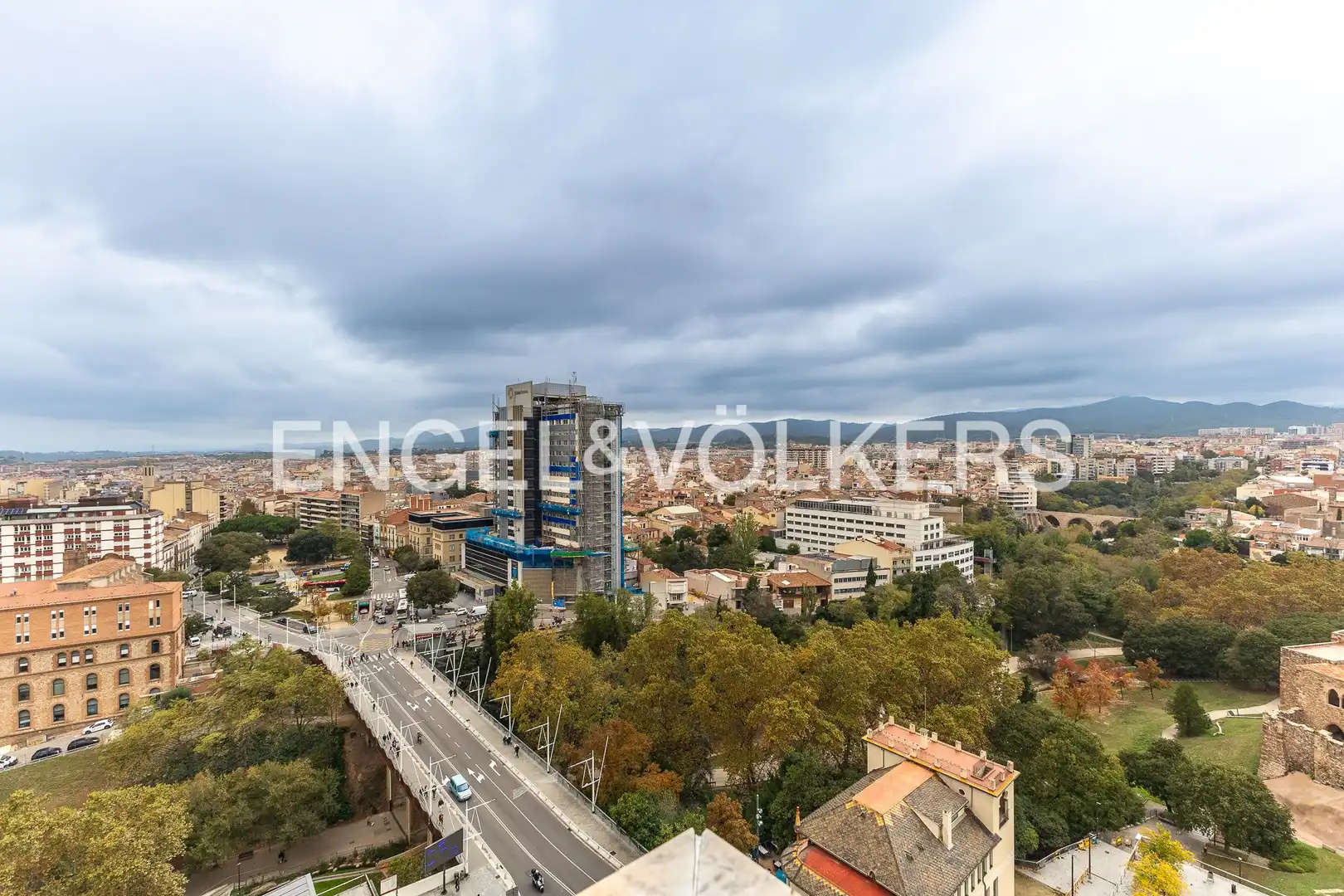 Vista exterior de Dúplex en venta en Terrassa con Aire acondicionado, Calefacción y Terraza