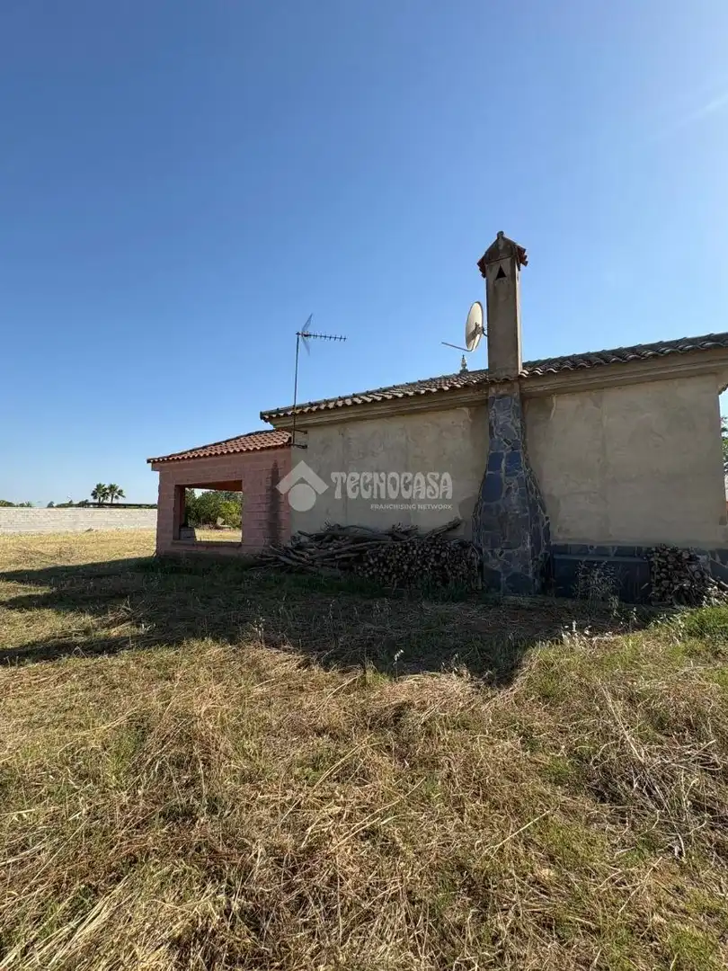 Casa o xalet en venda en La Rinconada amb Jardí privat