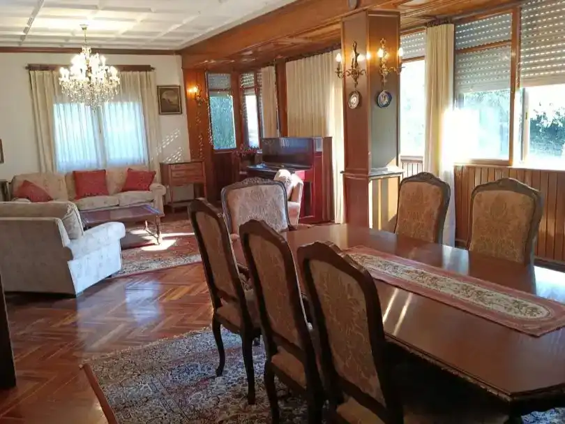 Menjador de Pis en venda en Chantada amb Jardí privat, Parquet i Traster