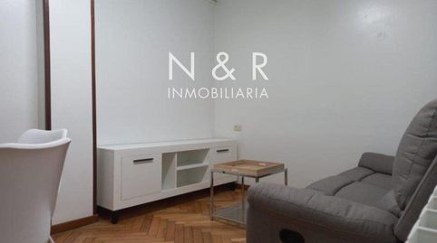 Foto 5 de Piso en venta en Rosalía de Castro, Ensanche - Sar, Santiago de Compostela