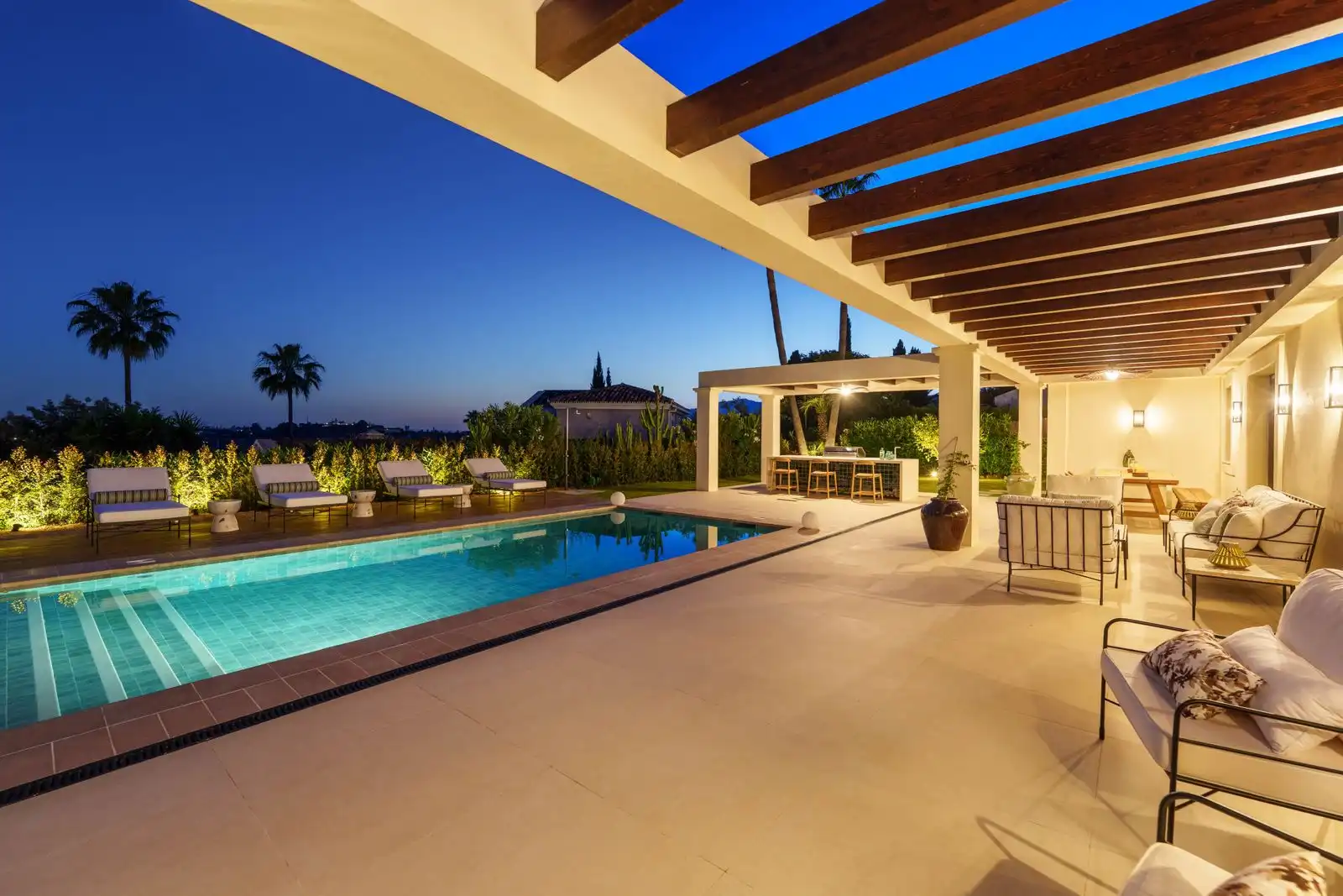 Villa mit Pool zum Verkauf in Nueva Andalucía, imagen 48