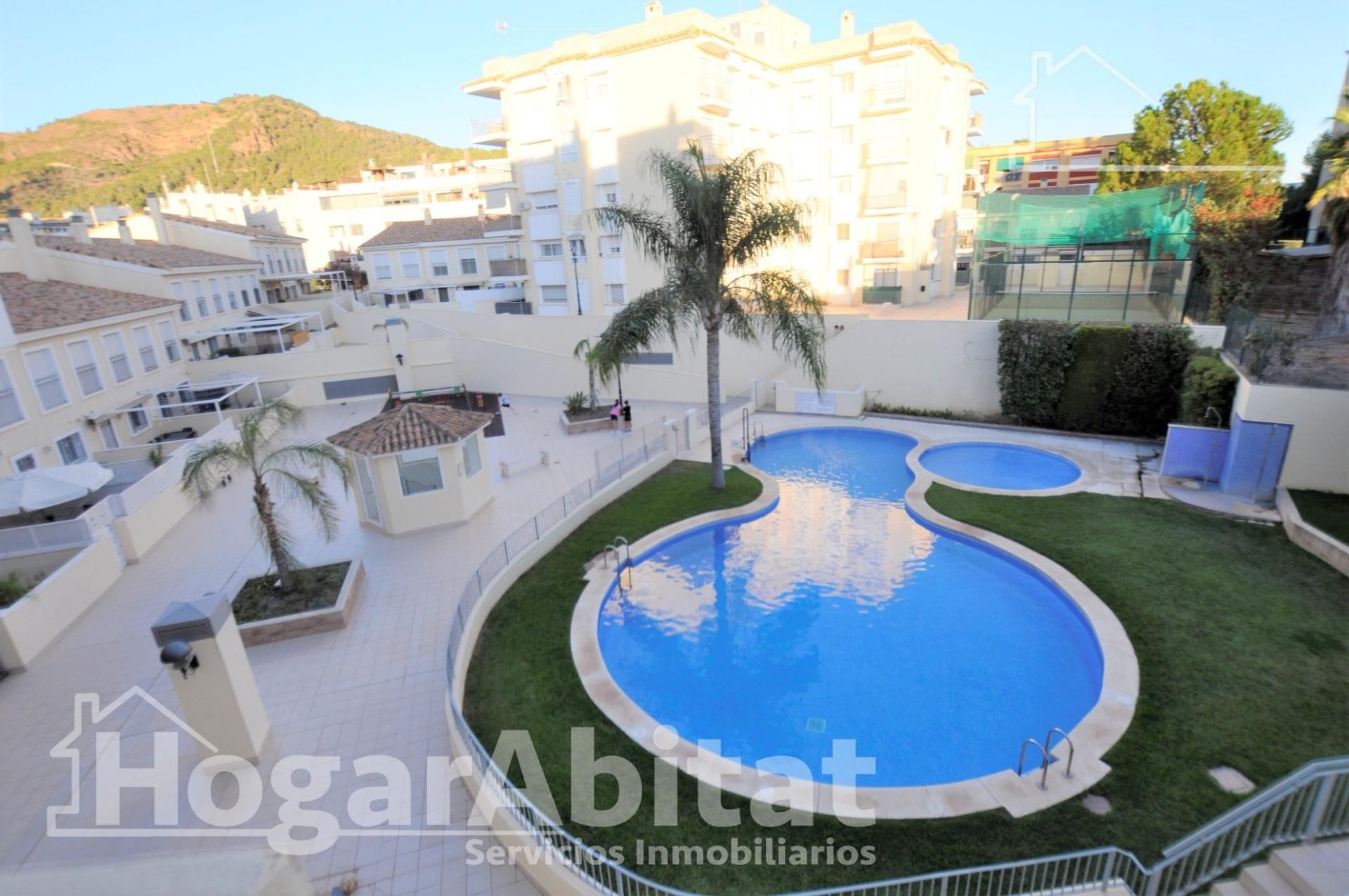 Piscina de Pis en venda en Náquera amb Jardí privat, Parquet i Terrassa