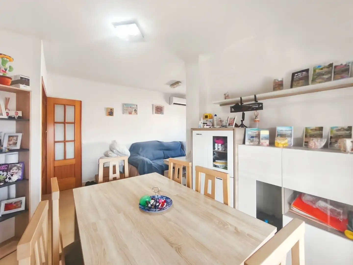 Sala d'estar de Àtic en venda en Almería amb Aire condicionat, Terrassa i Traster