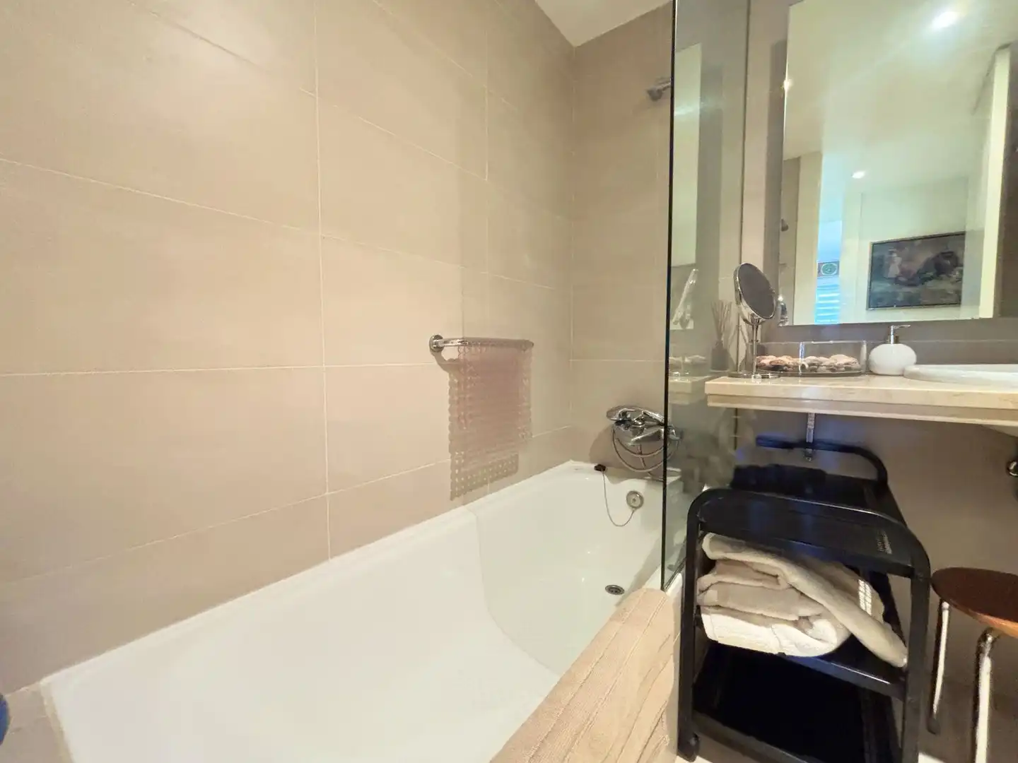 Baño de Ático en venta en Manilva con Aire acondicionado, Terraza y TV