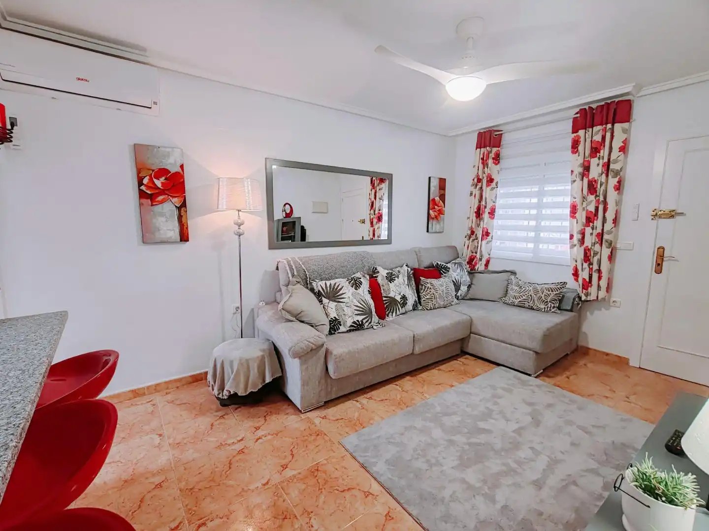 Bungalow con piscina en venta en Zona Carrefour - Urbanizaciones, imagen 14