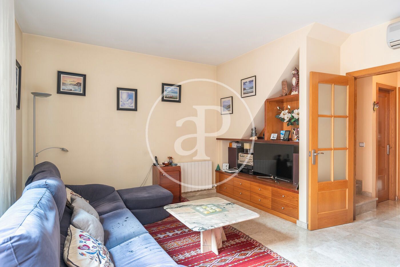 Sala d'estar de Casa adosada en venda en  Barcelona Capital amb Aire condicionat, Calefacció i Terrassa