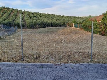 Terrenos y solares en venta en Guadalcázar