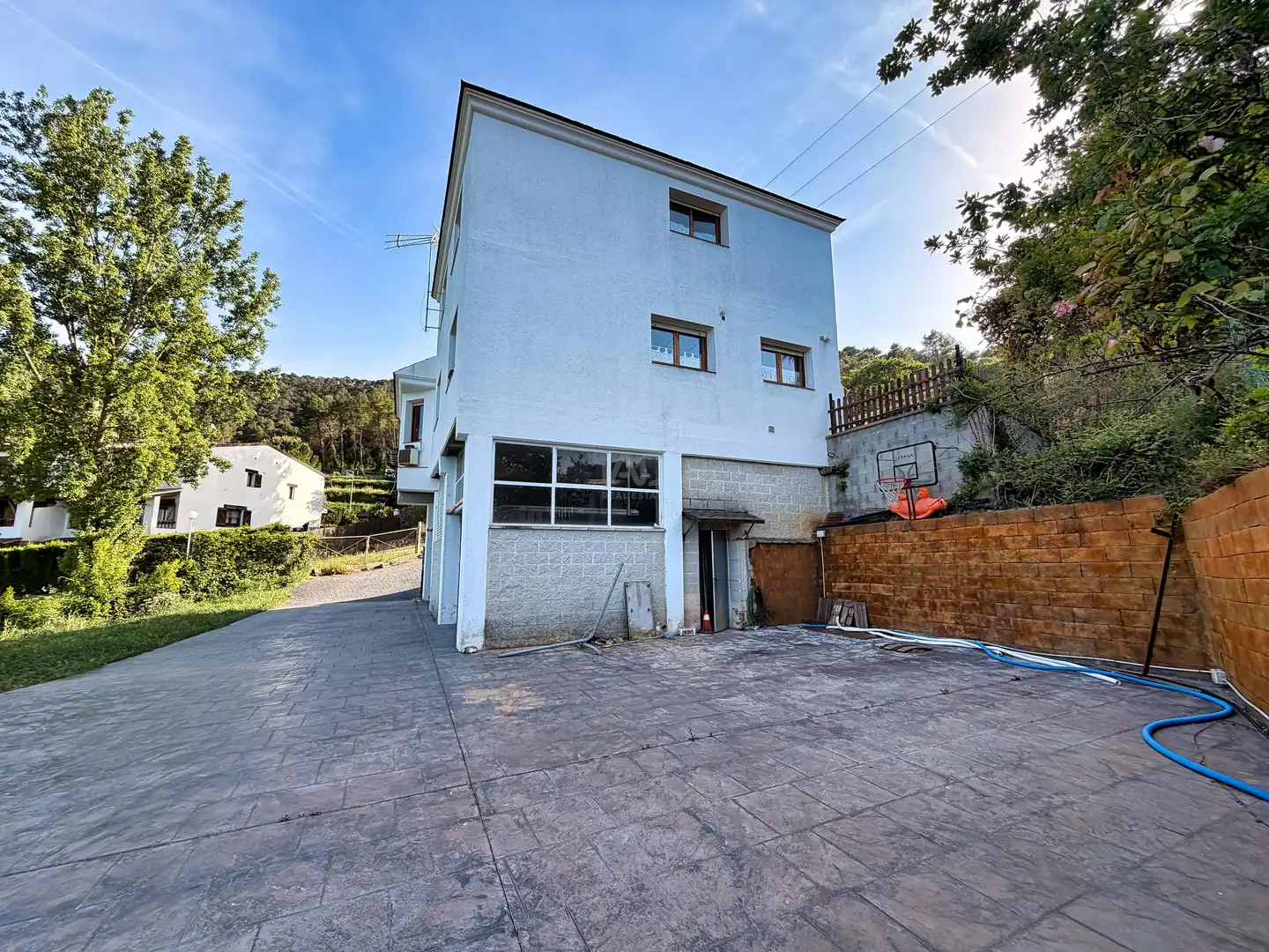 Vista exterior de Casa o chalet en venta en Vallirana con Calefacción y Terraza