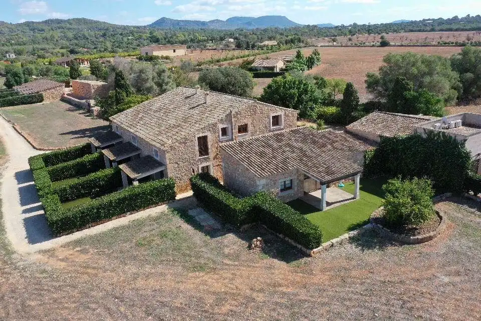 Vista exterior de Finca rústica en venta en Llucmajor con Aire acondicionado, Calefacción y Parquet