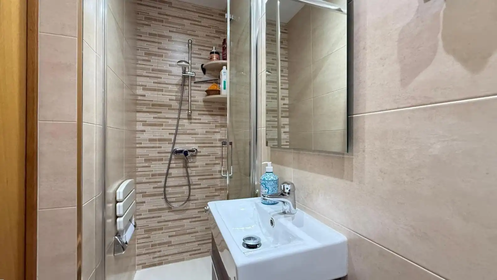 Appartamento con terrazza in vendita a Eixample, imagen 11