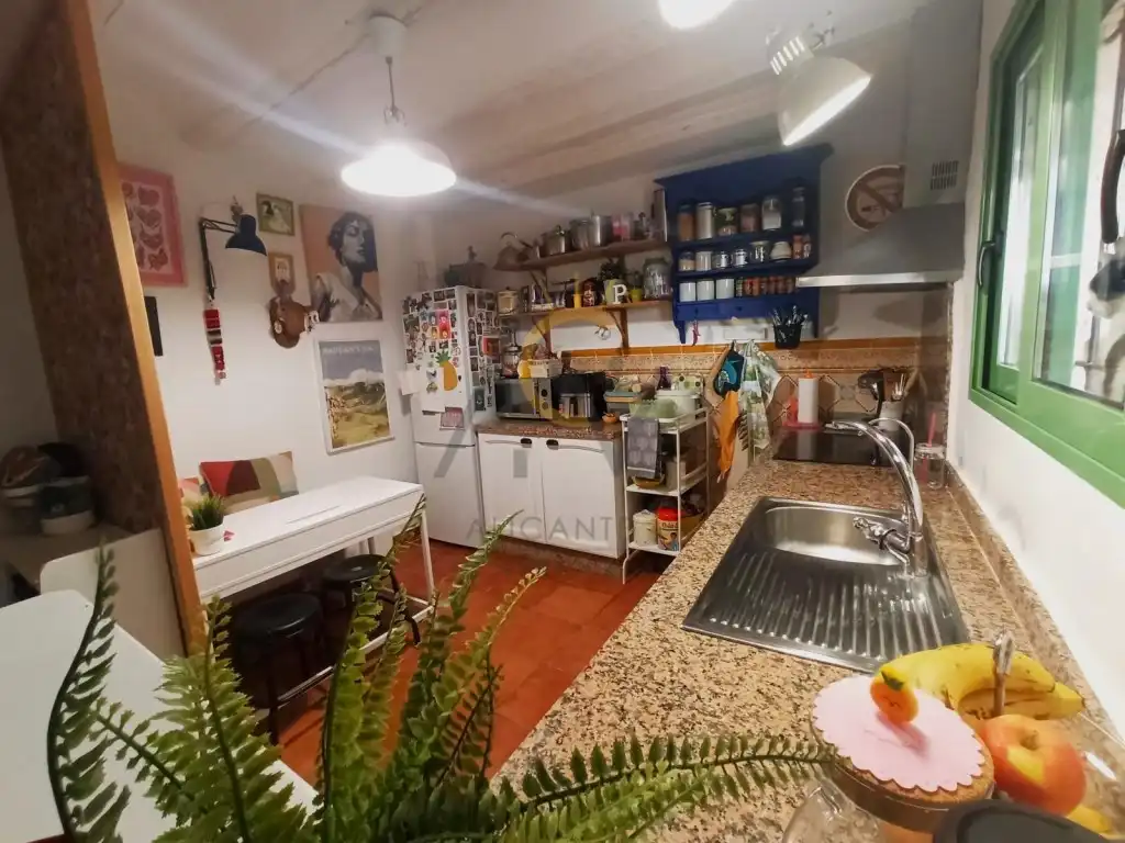 Landhaus mit Garten zum Verkauf in El Pinós / Pinoso, imagen 4