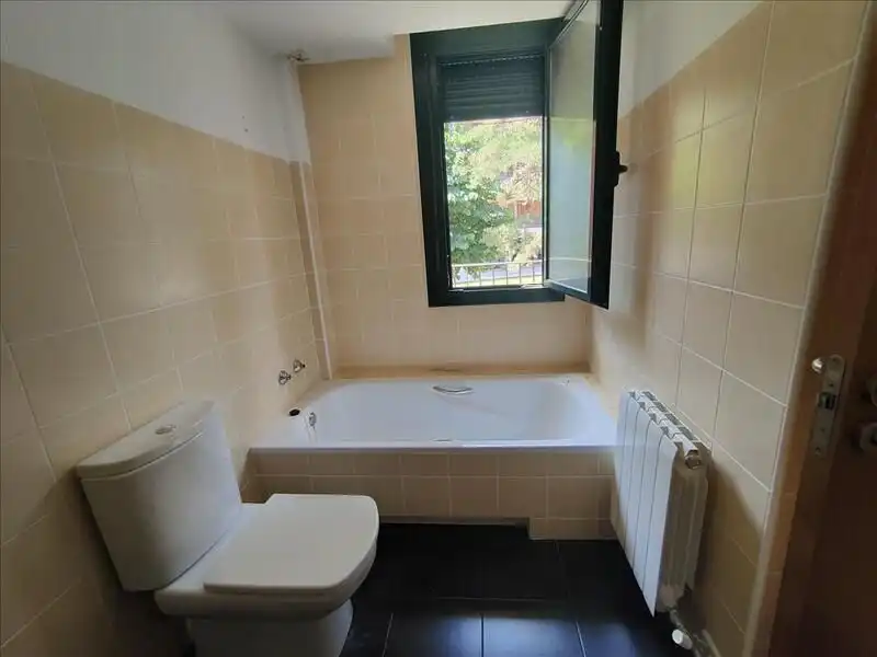 Casa adosada en venta en Desconocido, Maçanet de Cabrenys