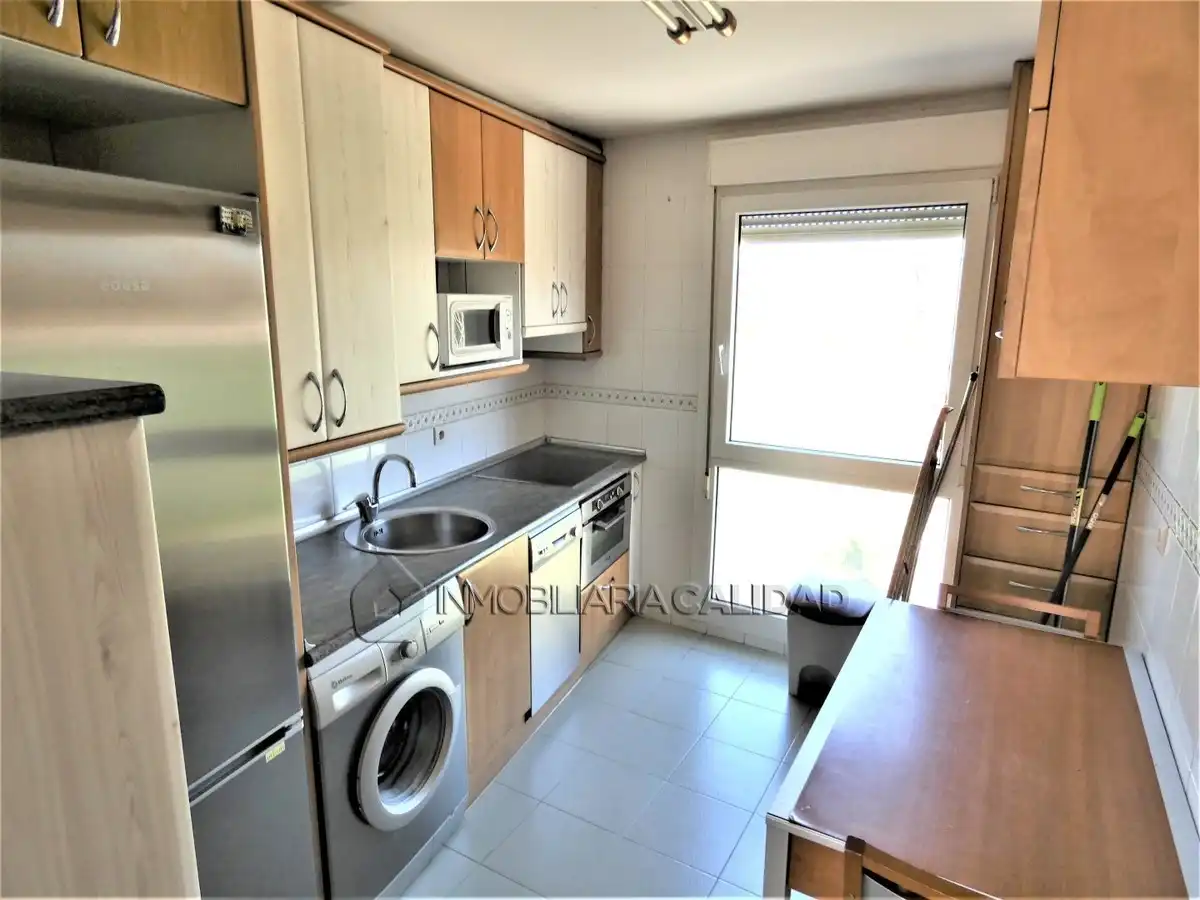 Kitchen of Flat for rent in Burgos  with Heating, Terrace and Furnished