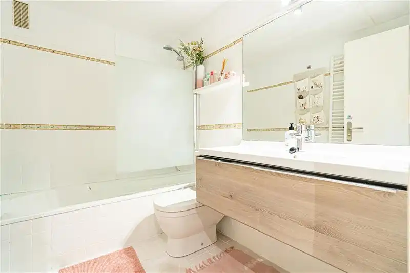 Baño de Planta baja en venta en  Palma de Mallorca con Aire acondicionado, Calefacción y Jardín privado