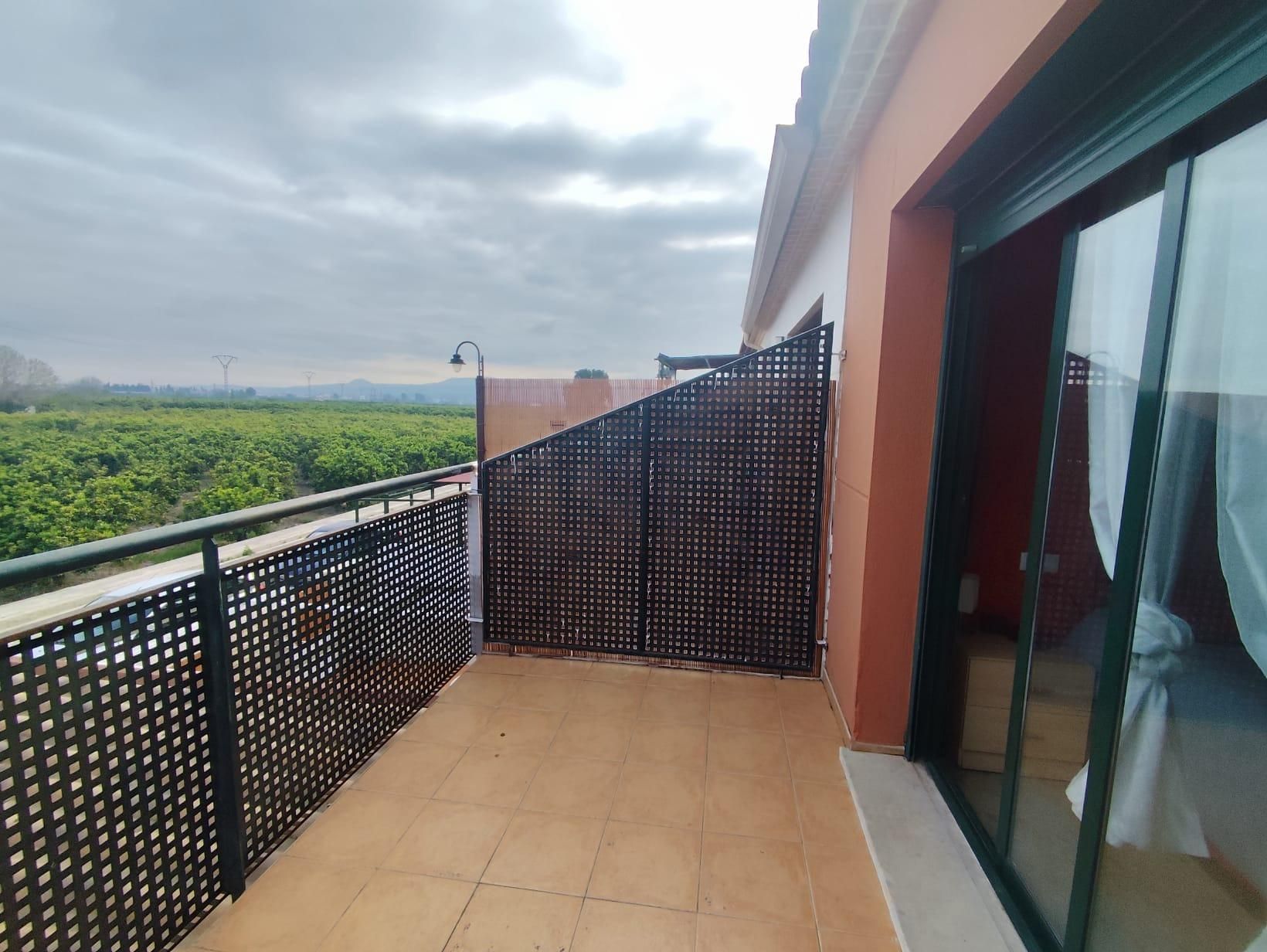 Terrassa de Casa adosada en venda en Sant Joan de l'Ènova amb Aire condicionat i Balcó