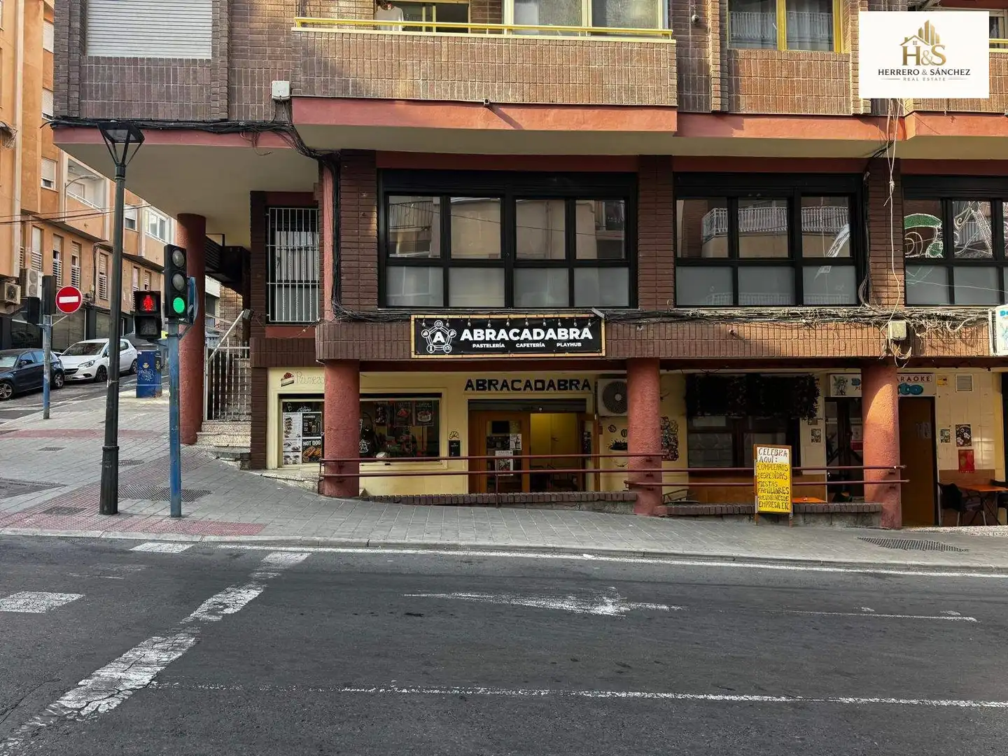 Local comercial en venta en Avenida CONDES DE SOTO AMENO