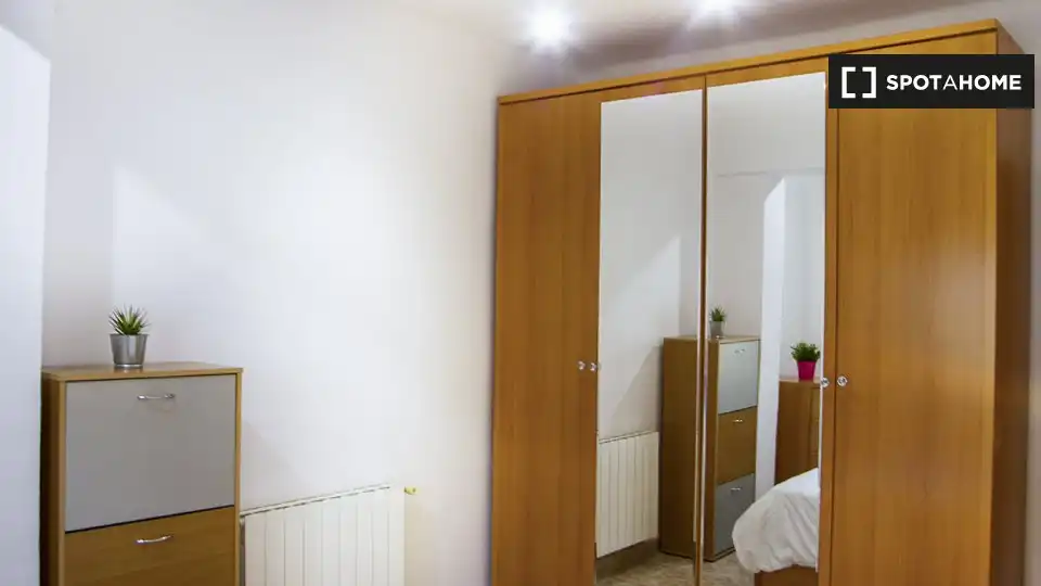 Appartamento con terrazza in affitto a Collblanc - La Torrassa, imagen 3