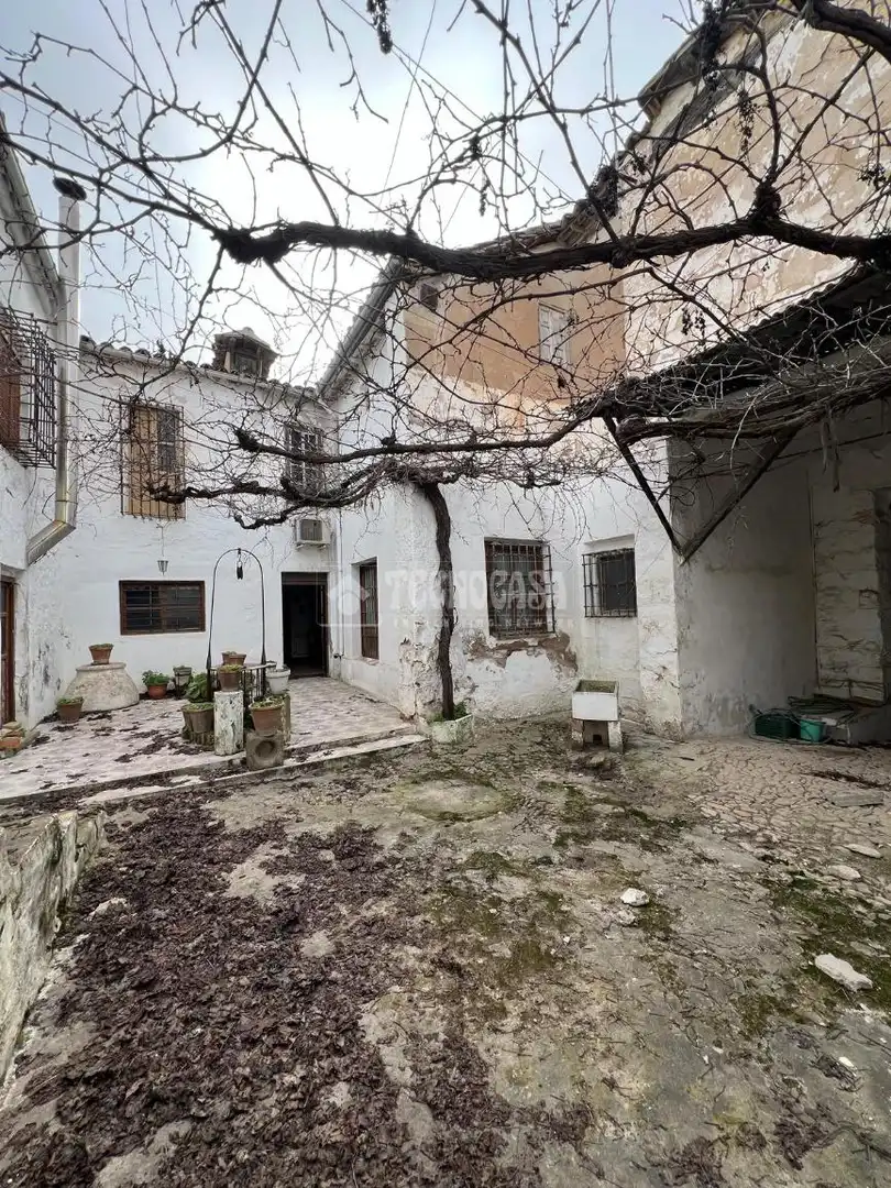 Casa amb terrassa en venda a Baeza, imagen 37