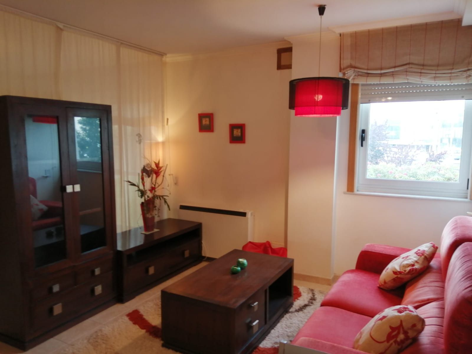 Sala d'estar de Apartament en venda en Santiago de Compostela  amb Calefacció i Traster