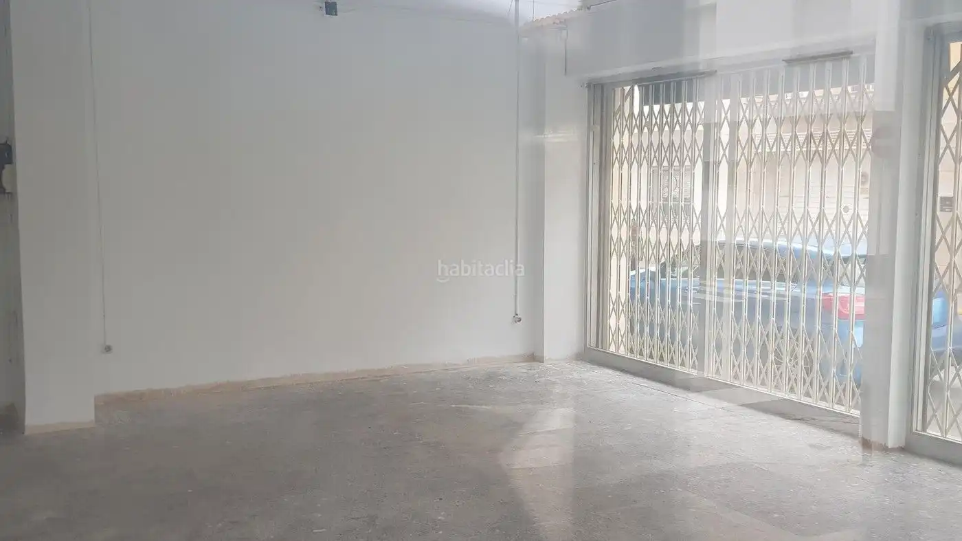 Local comercial en venda a Carrer López i Puigcerver 81, imagen 2