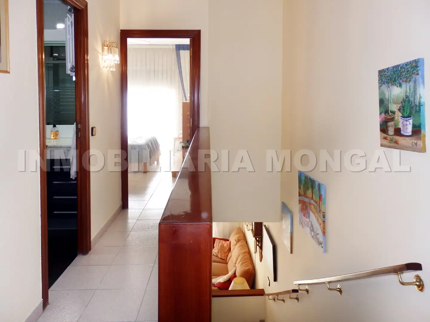 Casa a schiera con terrazza in vendita a Carrer de l'Abat Escarré, imagen 26