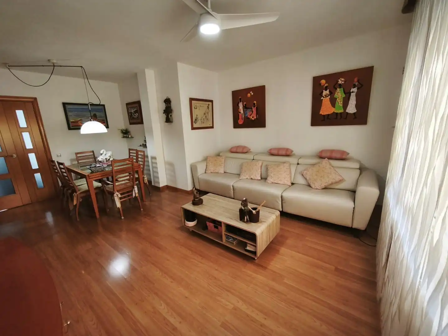 Sala de estar de Piso en venta en Polinyà con Aire acondicionado, Calefacción y Terraza