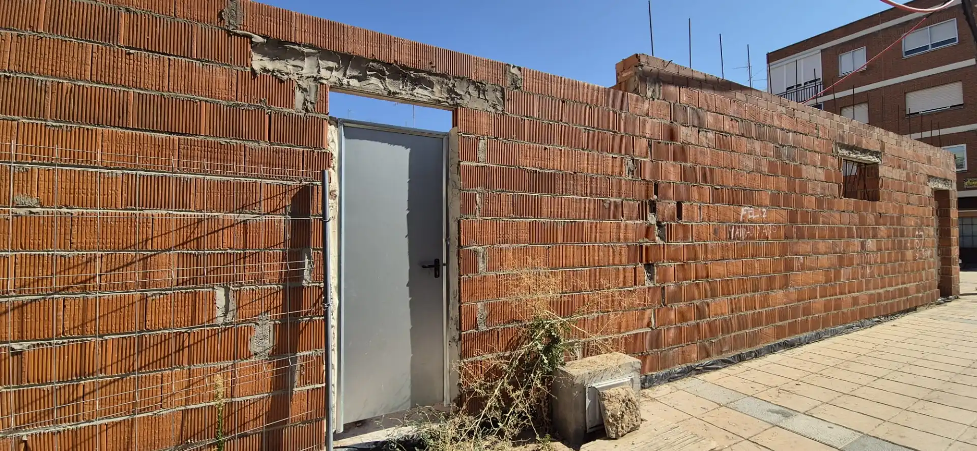 Terraced house with pool for sale in Calle Porvenir, imagen 3