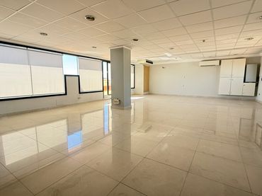 Oficina amb ascensor en venda a Plaza Altozano