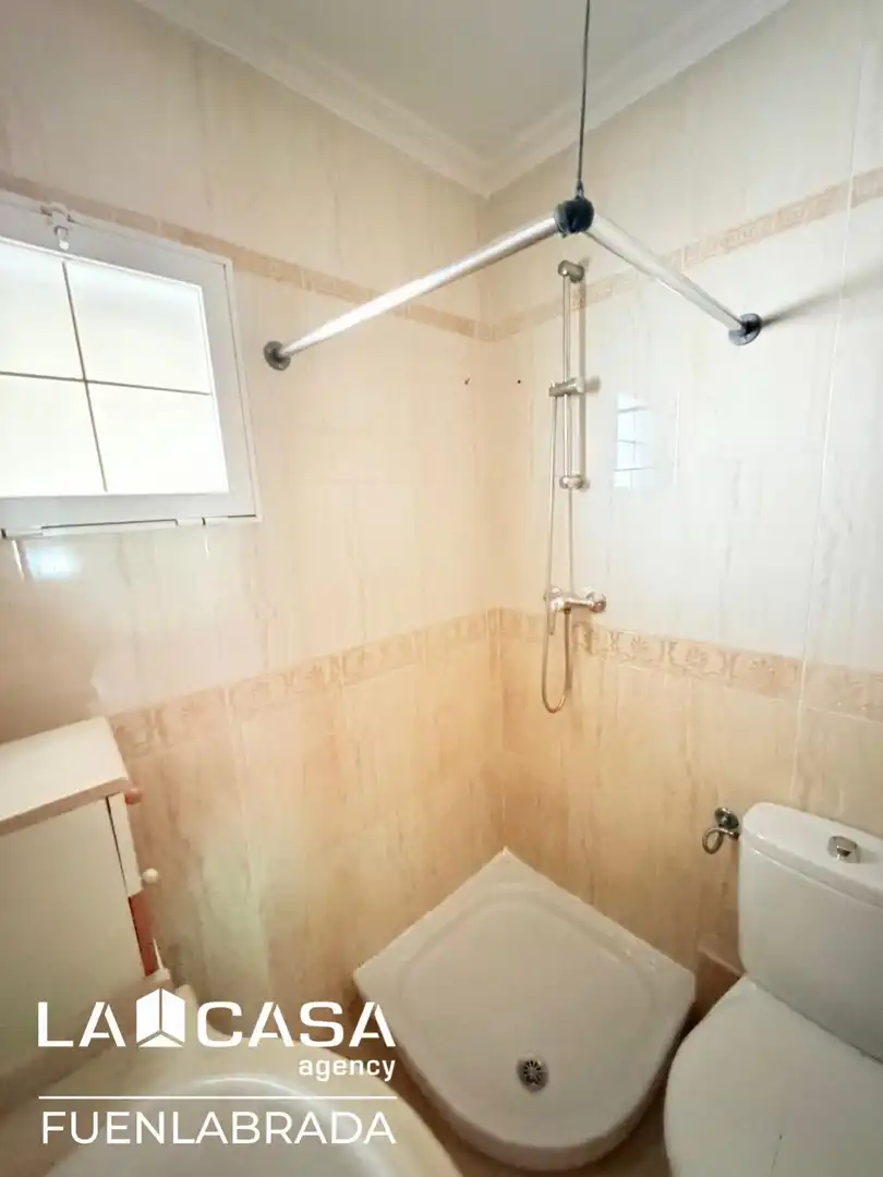 Bathroom of Flat for sale in Fuenlabrada  with Heating and Terrace