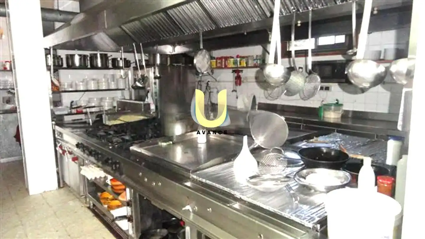 Cocina de Local en venta en Manzanares El Real