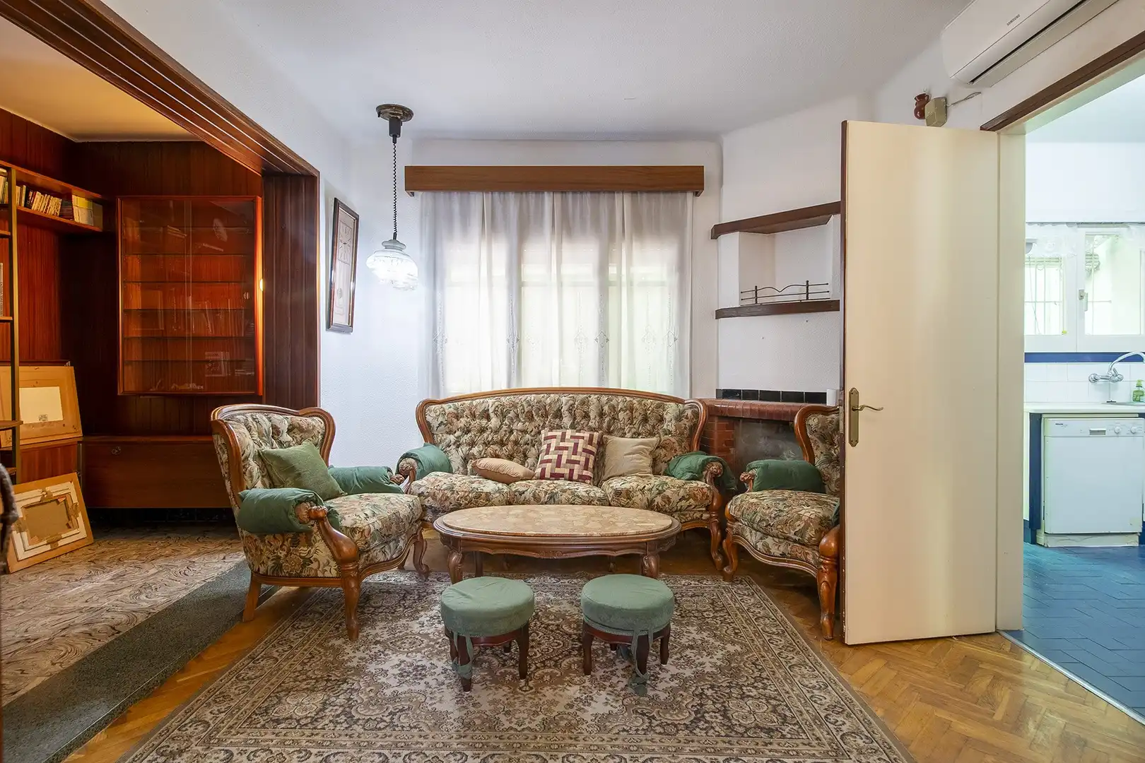 Living room of Houses for sale in Banyoles  with Heating