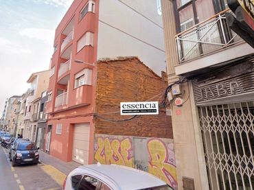 Terreny residencial en venda a Calle Alfaro