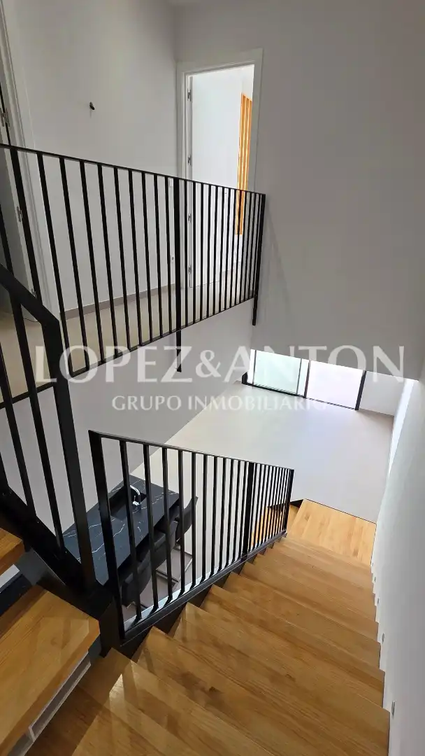 Casa adosada en venta en Benaguasil con Aire acondicionado, Calefacción y Terraza