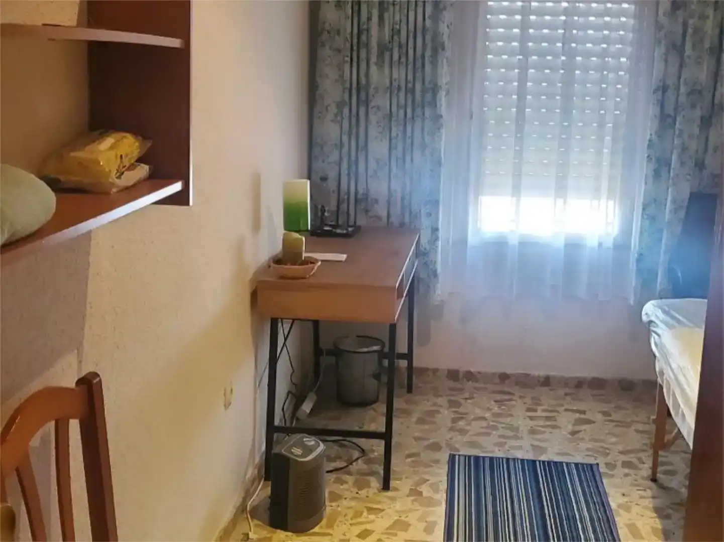Dormitori de Pis en venda en Los Navalucillos amb Moblat i Balcó
