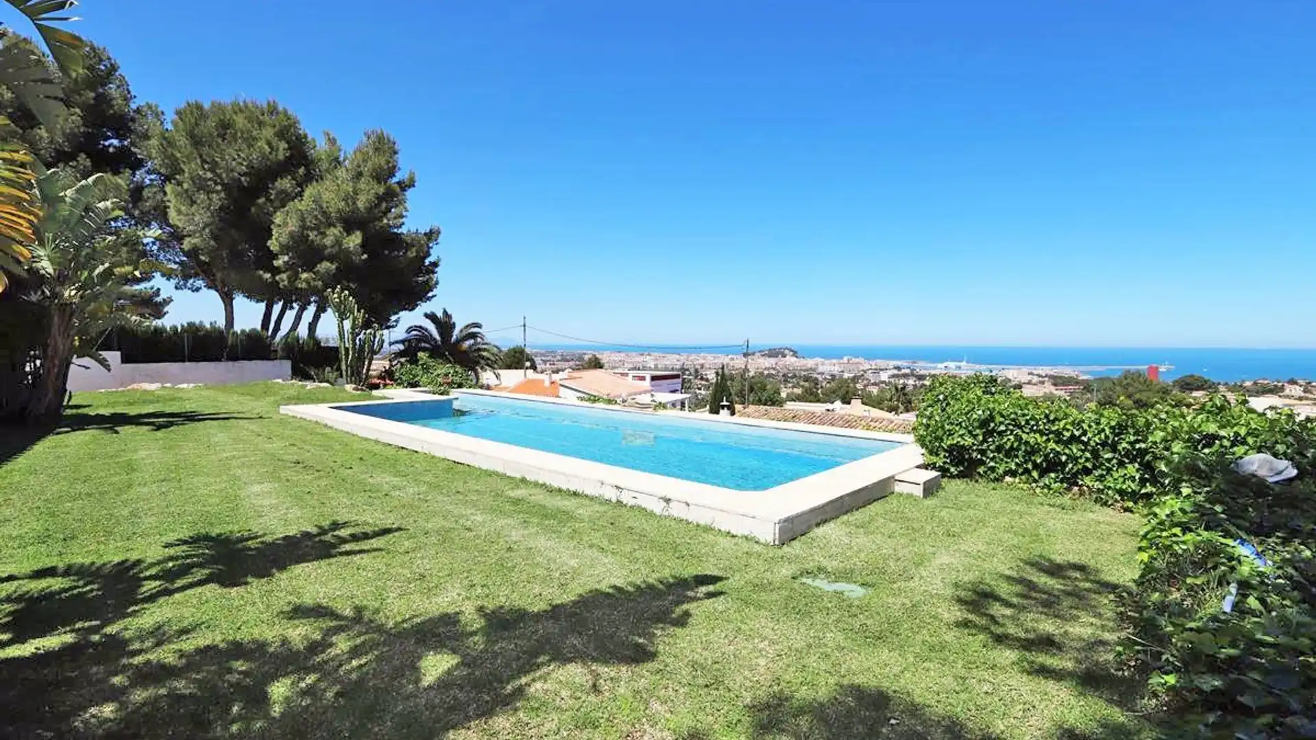Jardín de Casa o chalet en venta en Dénia con Aire acondicionado, Calefacción y Terraza