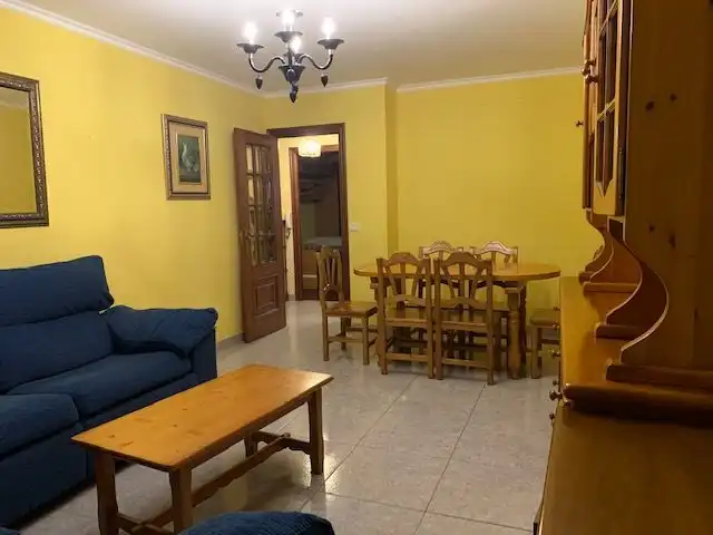 Menjador de Pis de lloguer en Narón amb Calefacció, Parquet i Terrassa
