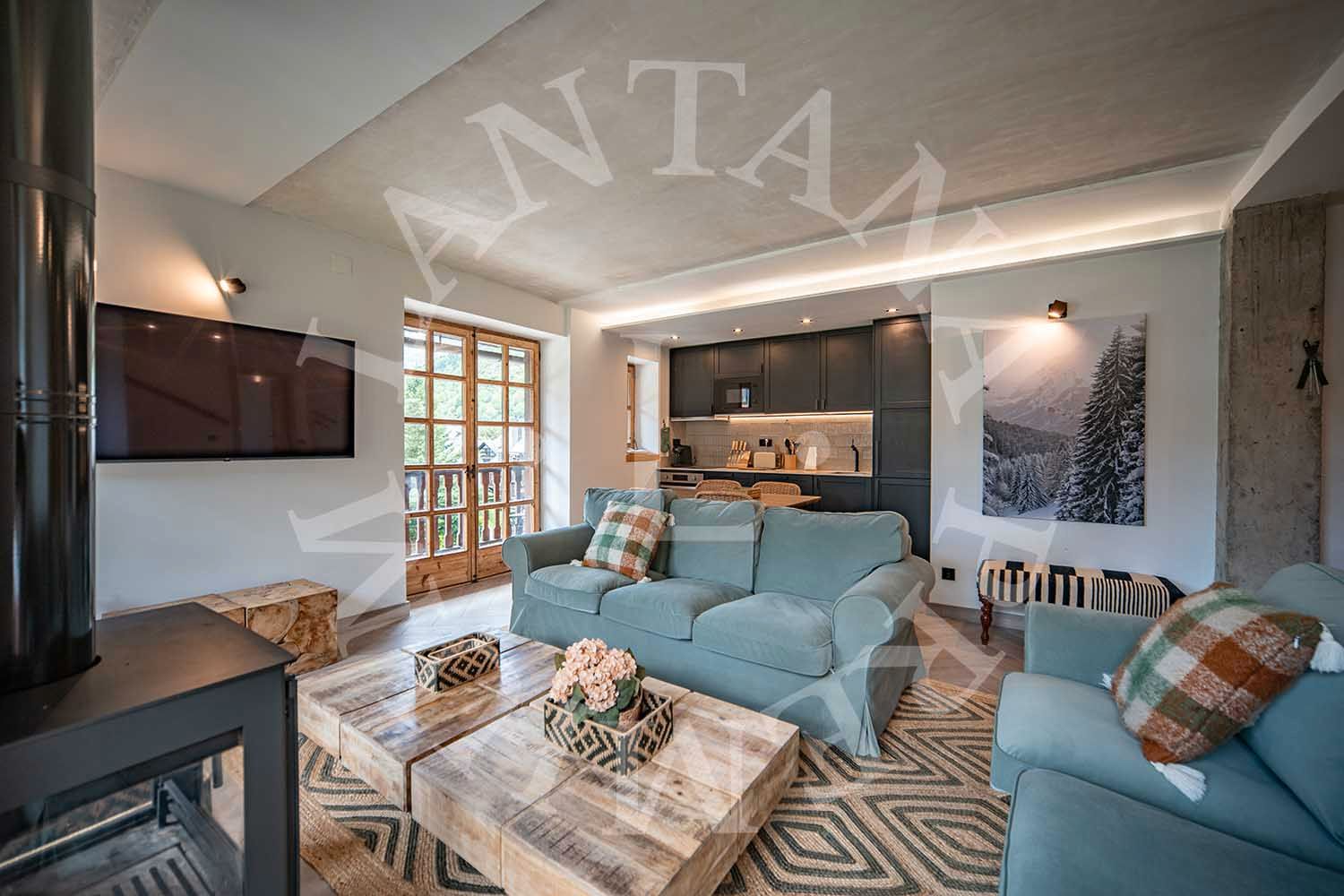 Living room of Flat for sale in Naut Aran  with Heating, Parquet flooring and Furnished