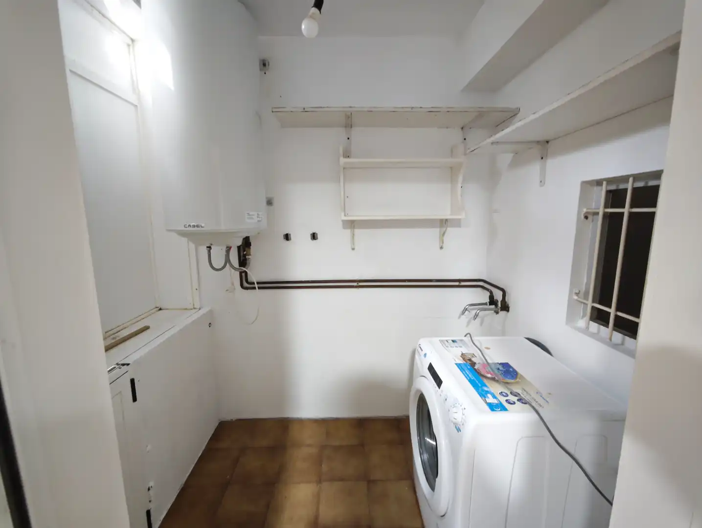 Cocina de Piso en venta en Ordes con Calefacción, Parquet y Trastero